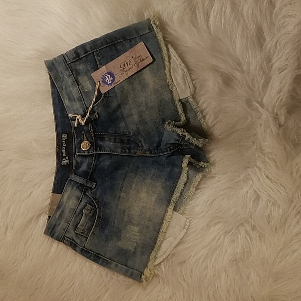 JEAN CUT OFFS SHORTS